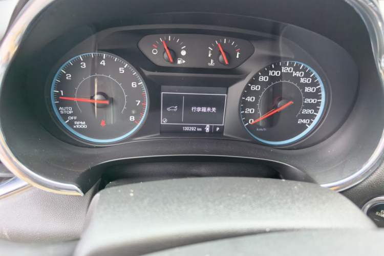 Used Chevrolet Malibu 2017 1.5T Automatic Luxury Edition Odometer Close Up