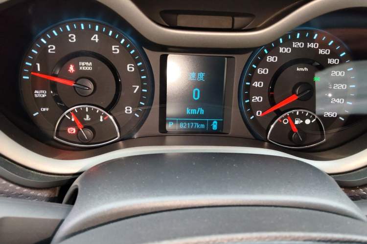 Used Chevrolet Malibu 2017 1.5T Automatic Luxury Edition Odometer Close Up