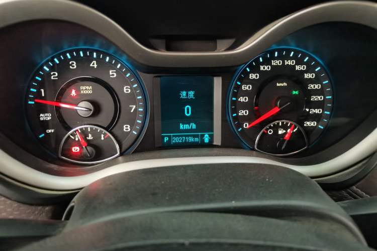 Used Chevrolet Malibu 2017 1.5T Automatic Luxury Edition Odometer Close Up