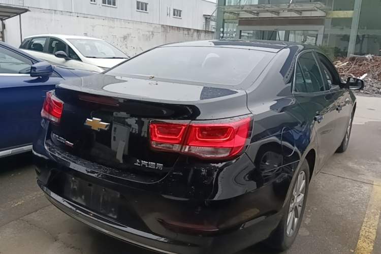 Used Chevrolet Malibu 2017 1.5T Automatic Luxury Edition Rear Right 45 Deg
