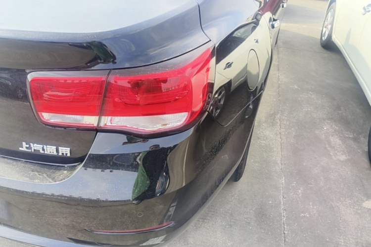 Used Chevrolet Malibu 2017 1.5T Automatic Luxury Edition Right Rear Taillight