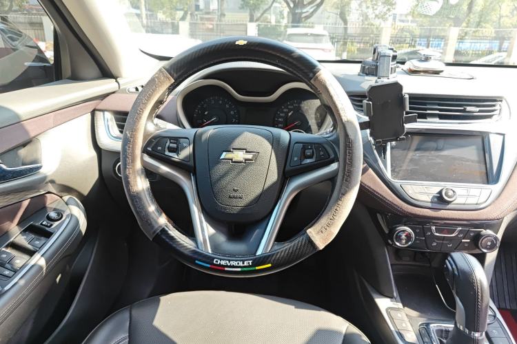 Used Chevrolet Malibu 2017 1.5T Automatic Luxury Edition Steering Wheel
