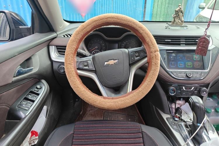 Used Chevrolet Malibu 2017 1.5T Automatic Luxury Edition Steering Wheel