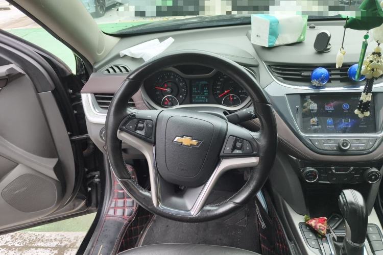 Used Chevrolet Malibu 2017 1.5T Automatic Luxury Edition Steering Wheel