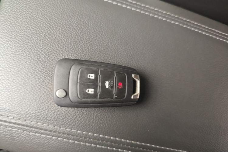 Used Chevrolet Malibu 2017 1.5T Automatic Luxury Edition Vehicle Key