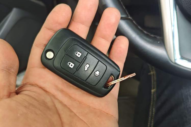 Used Chevrolet Malibu 2017 1.5T Automatic Luxury Edition Vehicle Key