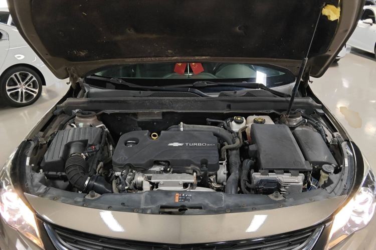 Used Chevrolet Malibu 2017 1.5T Automatic Luxury Edition Engine Bay