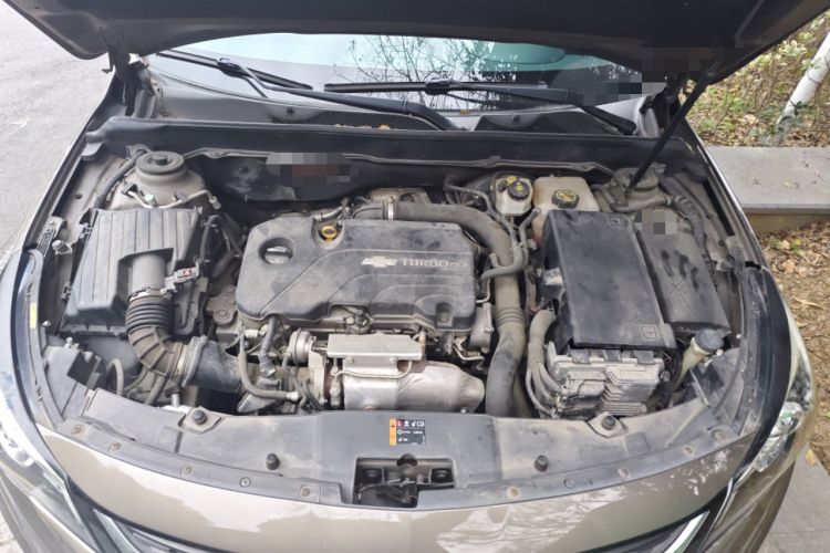Used Chevrolet Malibu 2017 1.5T Automatic Luxury Edition Engine Bay