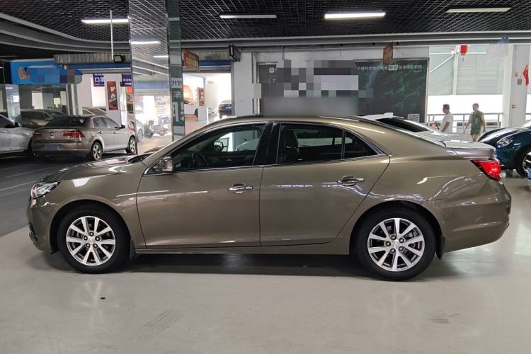 Used Chevrolet Malibu 2017 1.5T Automatic Luxury Edition Exterior 4
