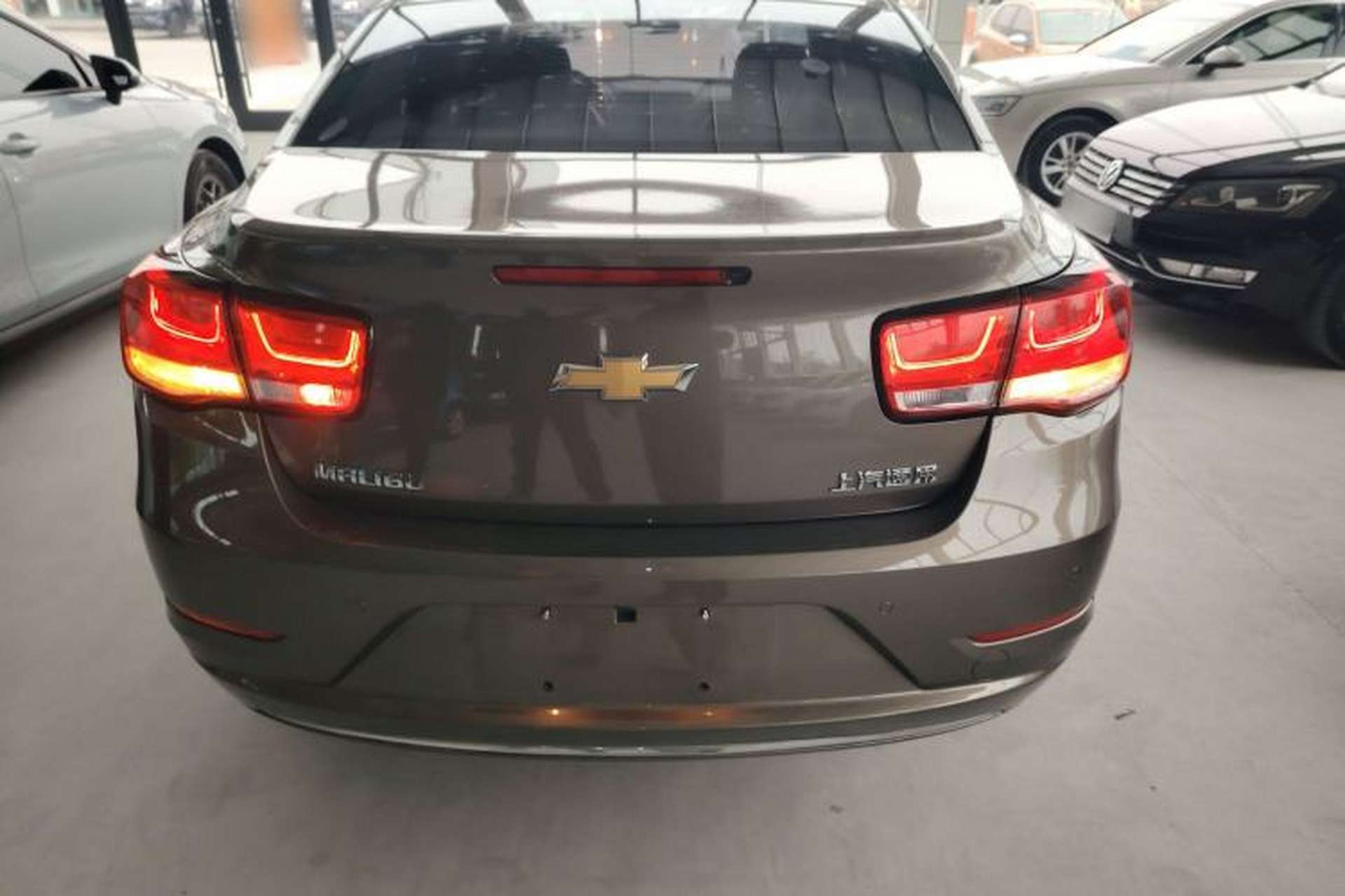 Used Chevrolet Malibu 2017 1.5T Automatic Luxury Edition Exterior 4