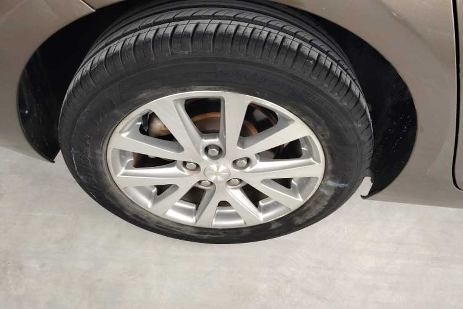 Used Chevrolet Malibu 2017 1.5T Automatic Luxury Edition Exterior 8