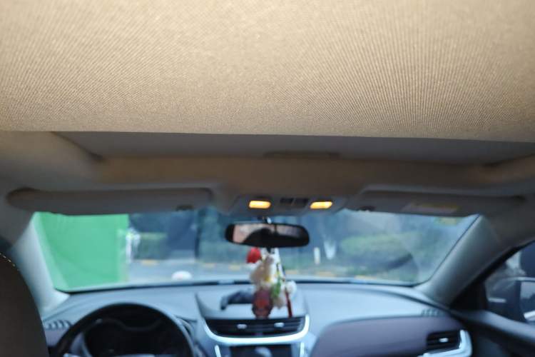 Used Chevrolet Malibu 2017 1.5T Automatic Luxury Edition Headliner