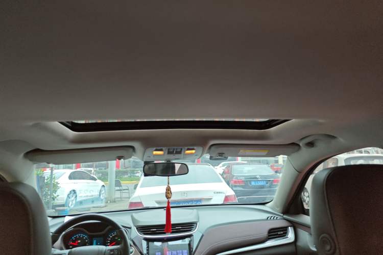 Used Chevrolet Malibu 2017 1.5T Automatic Luxury Edition Headliner