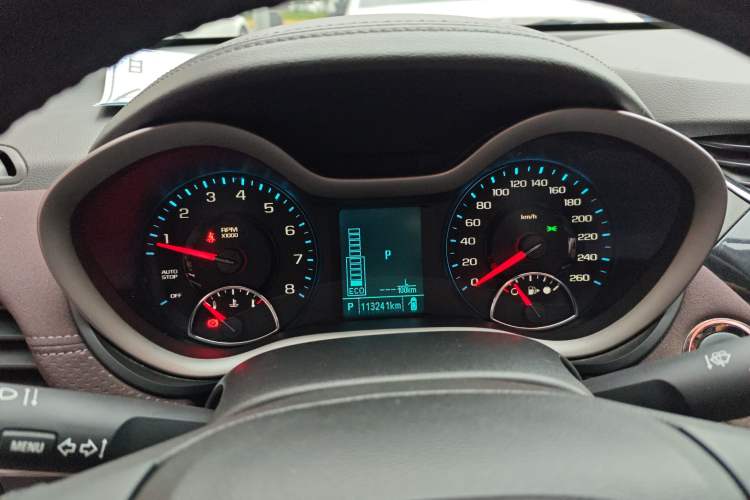 Used Chevrolet Malibu 2017 1.5T Automatic Luxury Edition Instrument Cluster