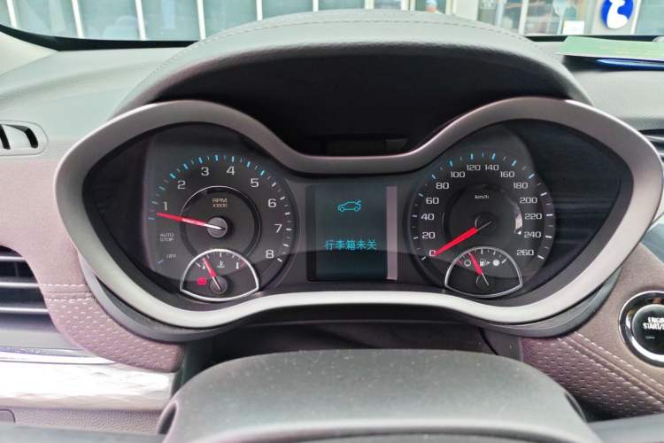 Used Chevrolet Malibu 2017 1.5T Automatic Luxury Edition Instrument Cluster