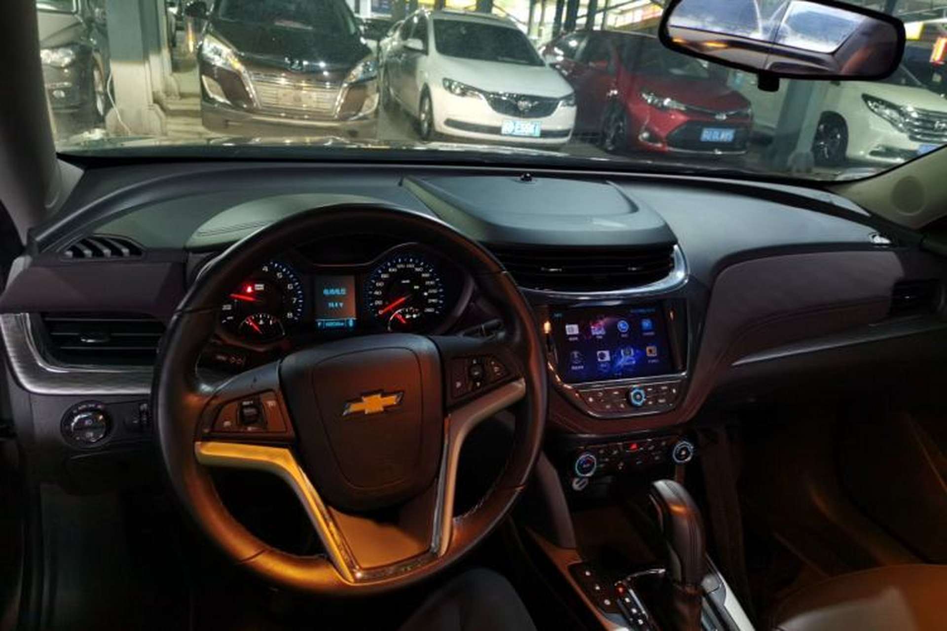 Used Chevrolet Malibu 2017 1.5T Automatic Luxury Edition Interior 2