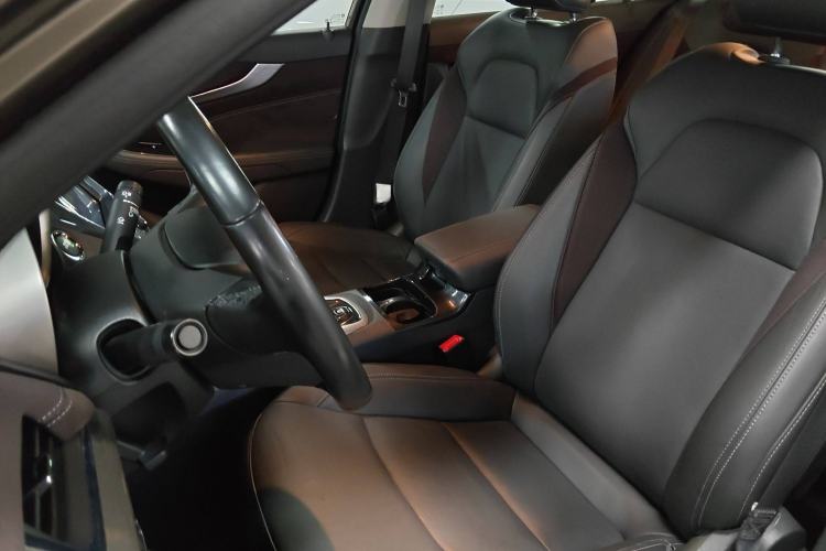 Used Chevrolet Malibu 2017 1.5T Automatic Luxury Edition Left Front Seat