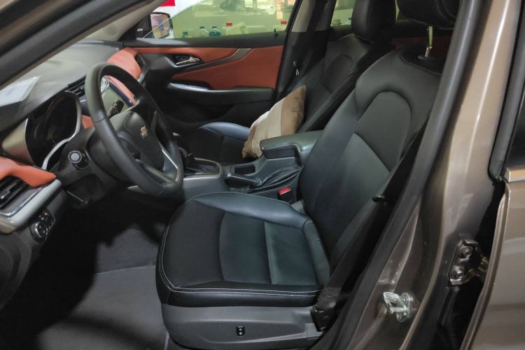 Used Chevrolet Malibu 2017 1.5T Automatic Comfort Edition Left Front Seat