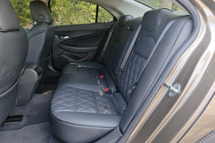 Used Chevrolet Malibu 2017 1.5T Automatic Comfort Edition Left Rear Seat