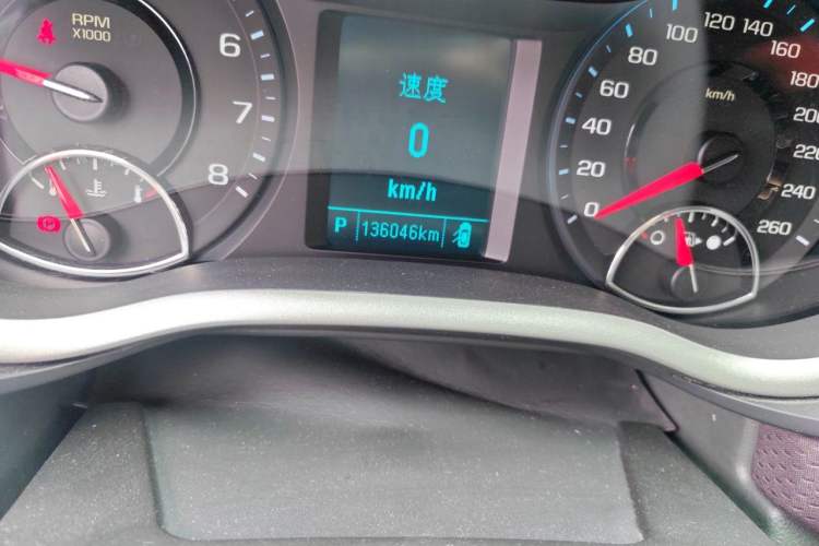Used Chevrolet Malibu 2017 1.5T Automatic Luxury Edition Odometer Close Up