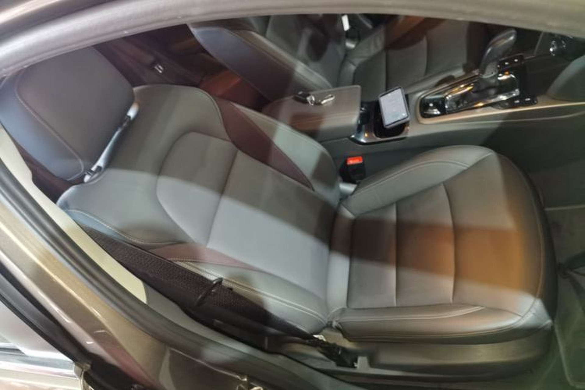 Used Chevrolet Malibu 2017 1.5T Automatic Luxury Edition Right Front Seat