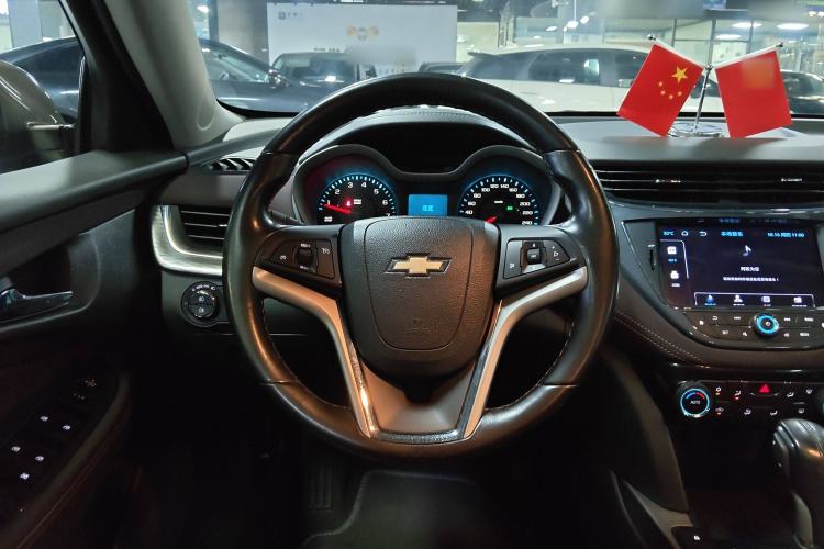 Used Chevrolet Malibu 2017 1.5T Automatic Luxury Edition Steering Wheel