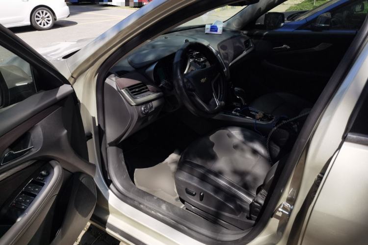 Used Chevrolet Malibu 2017 1.5T Automatic Luxury Edition Driver Seat