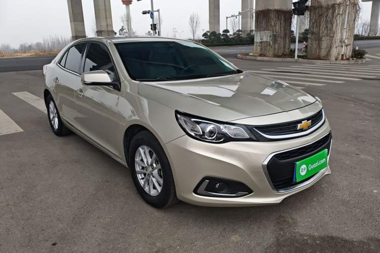Used Chevrolet Malibu 2017 1.5T Automatic Luxury Edition Exterior 2