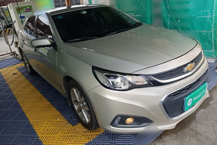 Used Chevrolet Malibu 2017 1.5T Automatic Luxury Edition Front Right 45 Deg