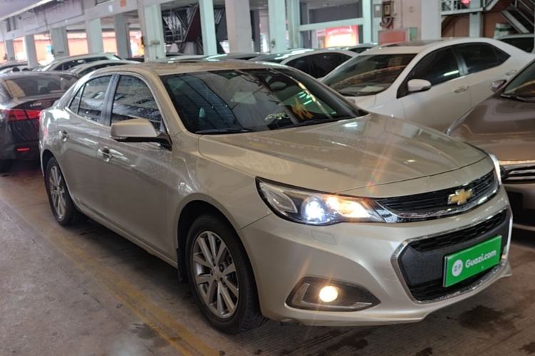 Used Chevrolet Malibu 2017 1.5T Automatic Luxury Edition Front Right 45 Deg