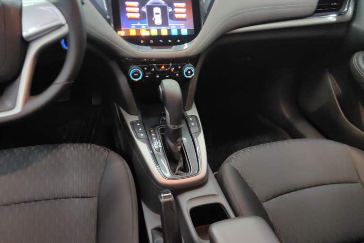Used Chevrolet Malibu 2017 1.5T Automatic Comfort Edition Gear Lever
