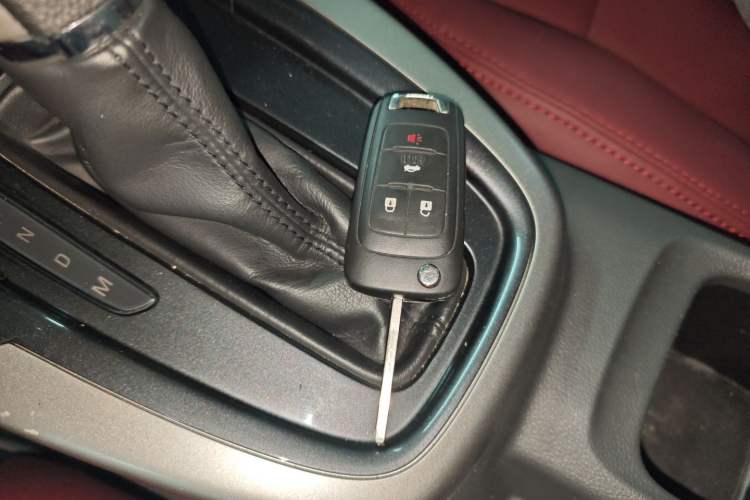 Used Chevrolet Malibu 2017 1.5T Automatic Comfort Edition Vehicle Key