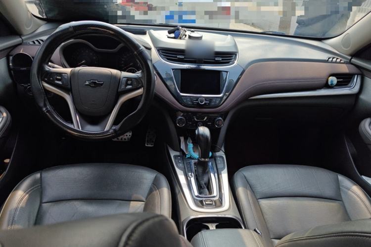 Used Chevrolet Malibu 2017 1.5T Automatic Flagship Edition Center Console