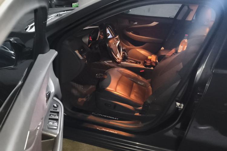 Used Chevrolet Malibu 2017 1.5T Automatic Luxury Edition Driver Seat