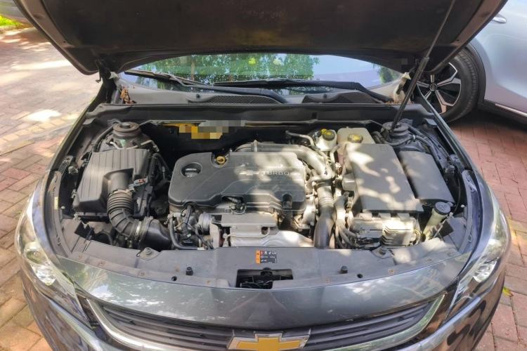 Used Chevrolet Malibu 2017 1.5T Automatic Luxury Edition Engine Bay