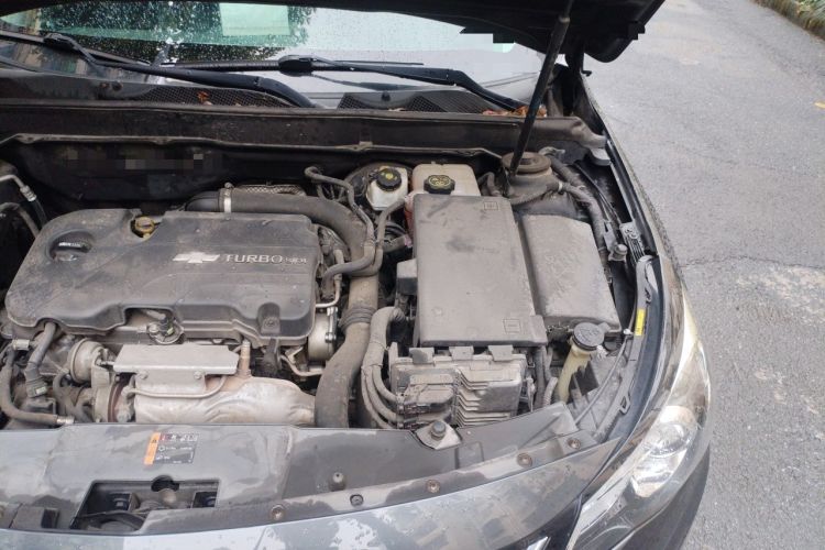 Used Chevrolet Malibu 2017 1.5T Automatic Luxury Edition Engine Bay Left