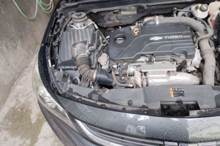 Used Chevrolet Malibu 2017 1.5T Automatic Luxury Edition Engine Bay Right