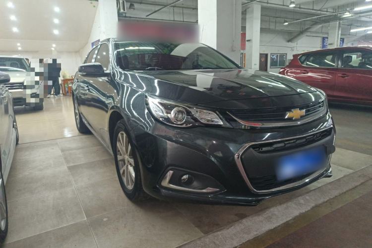 Used Chevrolet Malibu 2017 1.5T Automatic Luxury Edition Front Right 45 Deg