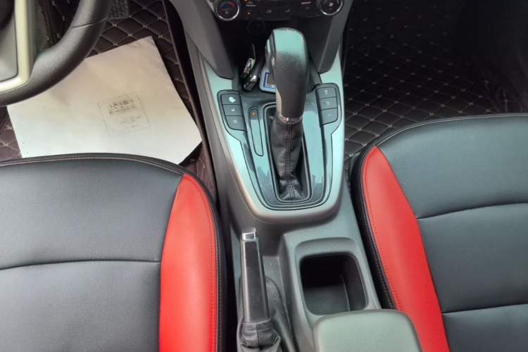 Used Chevrolet Malibu 2017 1.5T Automatic Comfort Edition Gear Lever
