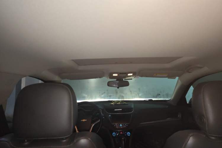 Used Chevrolet Malibu 2017 1.5T Automatic Luxury Edition Headliner