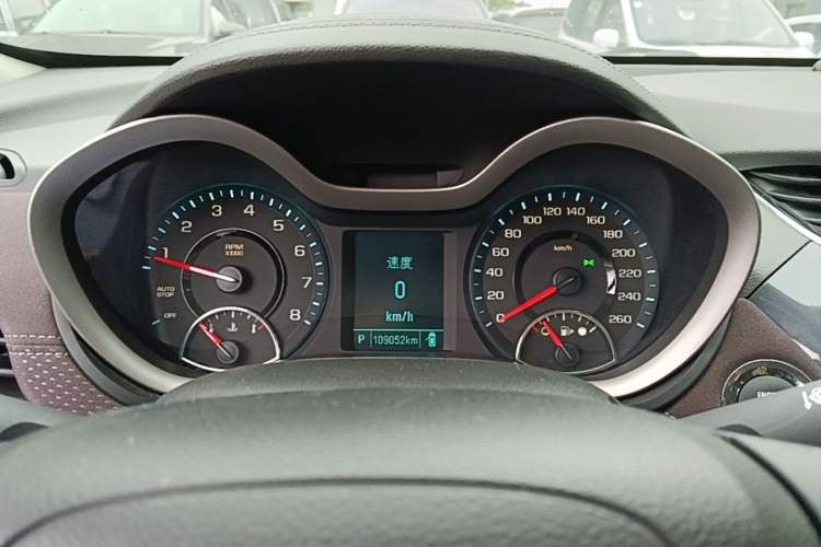 Used Chevrolet Malibu 2017 1.5T Automatic Luxury Edition Instrument Cluster