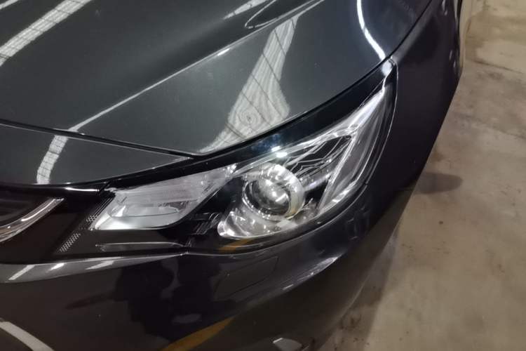 Used Chevrolet Malibu 2017 1.5T Automatic Luxury Edition Left Front Headlight