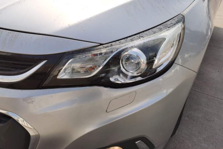 Used Chevrolet Malibu 2017 1.5T Automatic Luxury Edition Left Front Headlight
