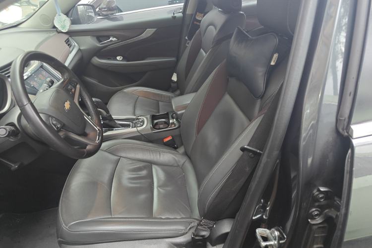 Used Chevrolet Malibu 2017 1.5T Automatic Luxury Edition Left Front Seat