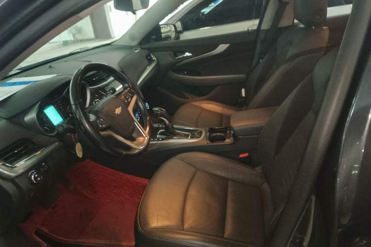 Used Chevrolet Malibu 2017 1.5T Automatic Luxury Edition Left Front Seat