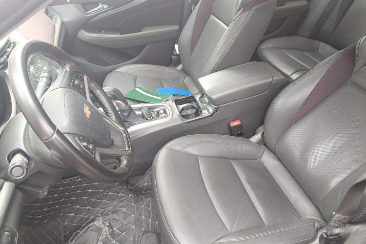 Used Chevrolet Malibu 2017 1.5T Automatic Luxury Edition Left Front Seat