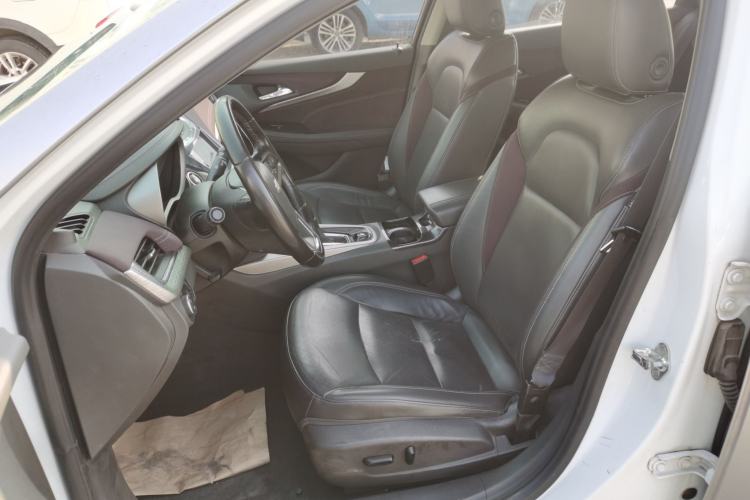 Used Chevrolet Malibu 2017 1.5T Automatic Luxury Edition Left Front Seat