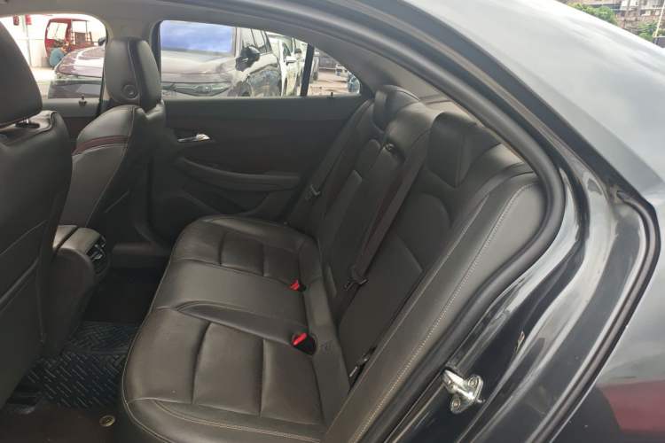 Used Chevrolet Malibu 2017 1.5T Automatic Luxury Edition Left Rear Seat