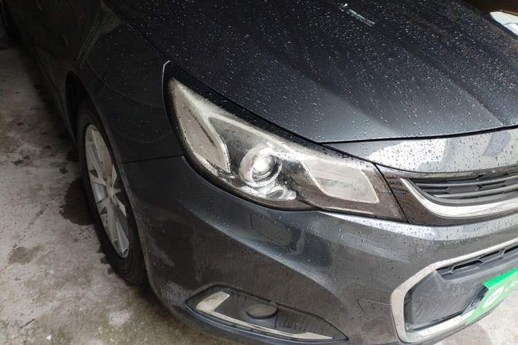 Used Chevrolet Malibu 2017 1.5T Automatic Luxury Edition Right Front Headlight