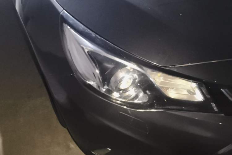Used Chevrolet Malibu 2017 1.5T Automatic Luxury Edition Right Front Headlight